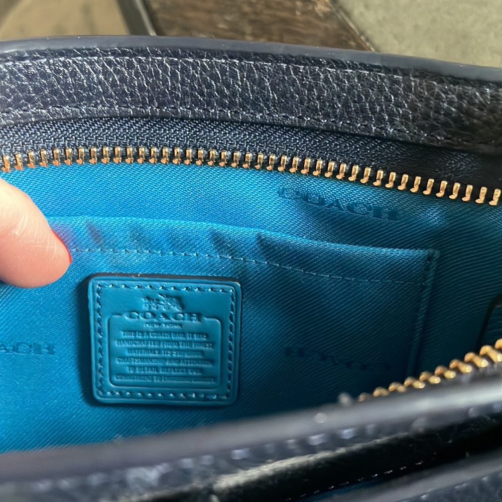 COACH clutch with contrast wallet - Picture 9 of 12
